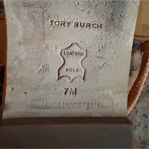 Tory Burch Capri Beaded Orange Leather Thong Sandals Size 7 - Picture 9 of 9